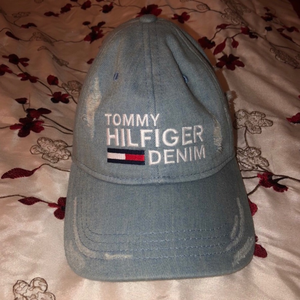 Tommy Hilfinger denim hat